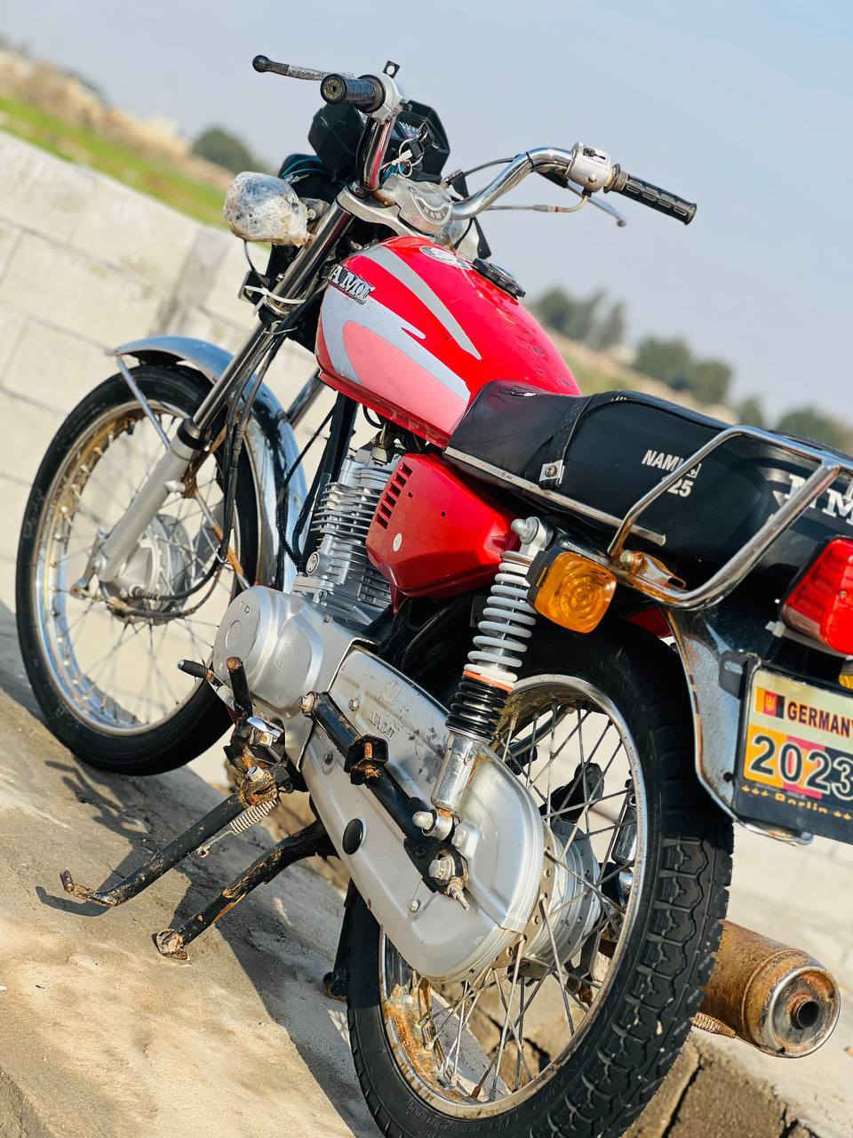 سلام عليكم دراجه البيع موديل 2023 مكفوله كفاله عامه أوراق وكيلها سيد جعفر دراجه عوزها شو ترتيب السعر مليون وربع وبيها مجال قليل رقمي ***********
