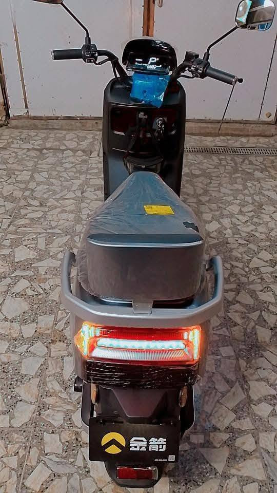 السلام عليكم 
دراجة شحن موديل 2025
6بطاريات كبار 
مابية أي نقص 
السعر 700 وبيها مجال للشراي
مكاني بغداد البلديات 
***********
