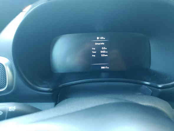 كيا صول ترقيم جديد باسمي  وارد امريكي موديل 2024 محرك 2.0 دوش مواصفات  LX شاشه جبيره كاميره خلفي عداد دجتال رادار امامي  سياره مكفوله من اي نواقص  ضرر خفيف فقط باب خلف سكن وحافت باب سكن بدون ضرر داخلي بدون ارباك بدون تعديل  بجم خلف كبس سياره ماشيه ٣٨ مكان سياره بغداد القاهره السعر 169 ورقه وبي مجال للاستفسار ***********
