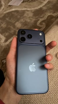 ايفون 17برو ماكس الأمريكي ذاكره 256بطاريه ميه مشحون 3مرات جديد كارتونه...