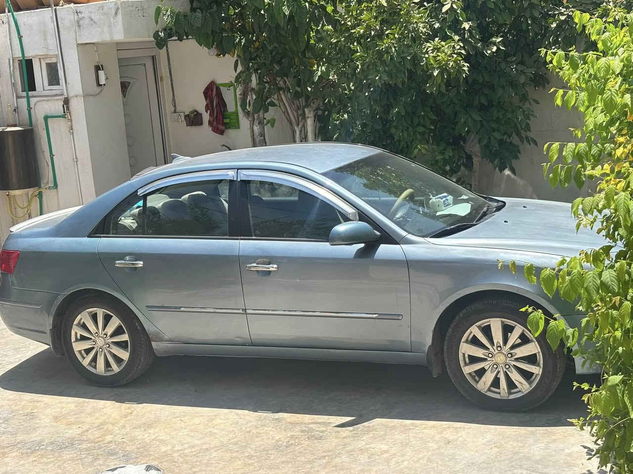سوناتا ٢٠١٠ محرك ٢٤٠٠  امريكي بيها حزام جماليه  مكانها ديالى / هبهب   ***********
