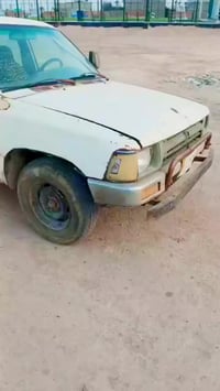 هايلوكس • نضيفه • الهوير