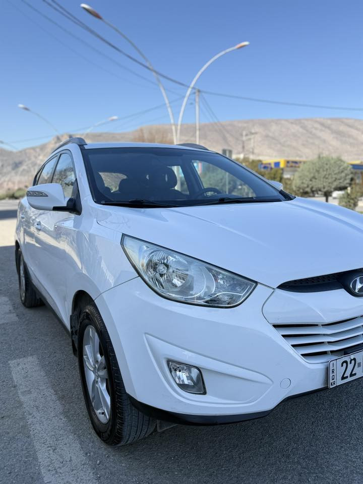 هۆندا تۆکسۆن خەلیجی
مۆدیل 2014مواسفات خەلیج
نموونە لەجوانی وخاوینی زیاتر 
لە7حەفت سالەیەک دەستە 
دەعامی بۆ دەعامی بئ سبوخ بئ لیدان 
هیچی نیە بئ مسروفە
 
نرخ لەکۆمینتی dasty2soran carsدانراوە
 
سەنەوی نوئیە تاکو نزیک 2030
هەرچوارتایەی نوئیە پیش وپشت مسروفی نیە
تەبریدساردوگەرم بەشەرت 
مکیینەوگیڕی نەکراینەوە 
بەشەرت هیچ عەیبیکی نیە

ژمارەی خاوەن سیارە
کۆڕەک و زین واتس ئاپ
***********

***********
