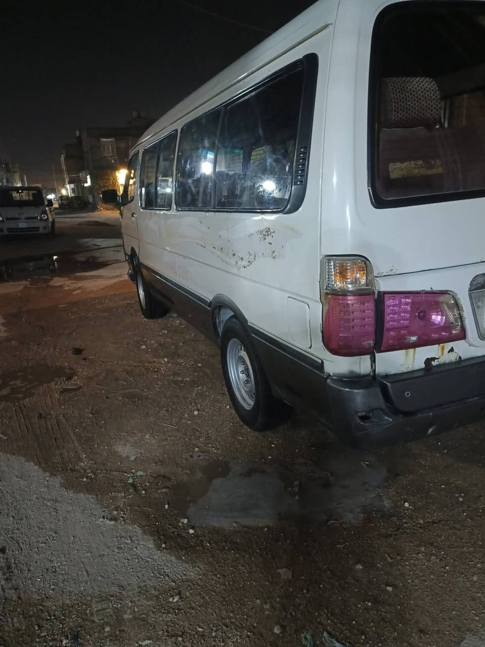 سلام عليكم فتون 13موصليه مكينه كير اكسن كفاله تخم تاير جاهزه شراي تصل مكان كربلاء ***********
