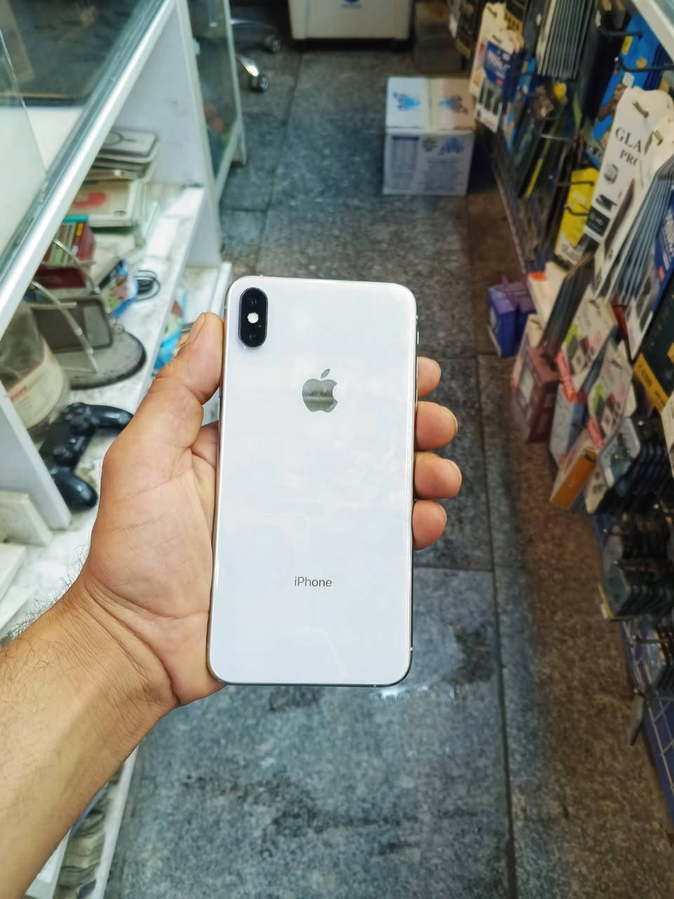 اجهزه للبيع اكس ماكس عدد 2 نضيفات عل وضع الشركه شرط وبوفو 7 فايف جي وزيرو 30 فايف جي رام 12 سعر خاص او اتصال رقم ***********
