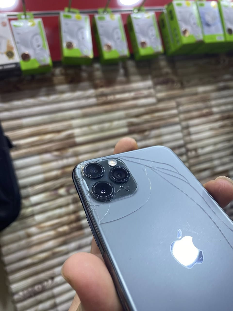 ب 185 الف فقطططط.. 

ايفون 11 برو 
ذاكرة 64 
دبل شريحة
نظافته كلش حلوة
كامراته كلش حلوة😂💔
بطارية 71 

 الظهر مفطر فقط

الجهاز بلادي وتر

رمادي شارع الأطباء فرع الشعبية مجاور دكتور حاتم الهيتي 

مصطفى الراوي // ***********
