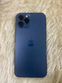 آيفون ١٢ برو ماكس • ١٢٨ • بطارية ٧٣