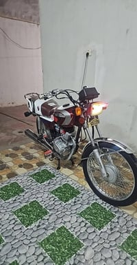 دراجه للبيع موديل 2019 شرط الفحص محرك ما مفتوح كهربايات شغل تايرات جدي...