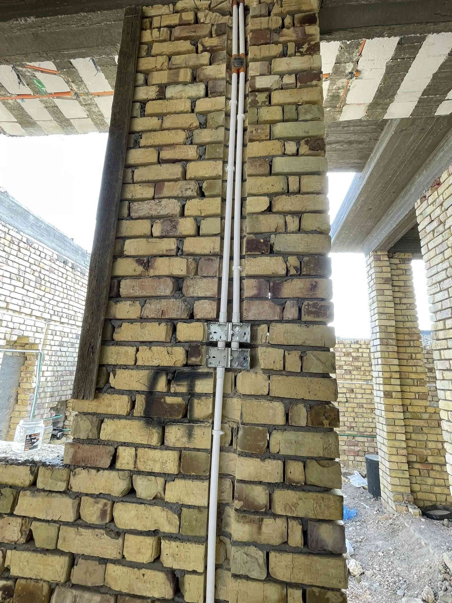 أحد أعمالنا الكهربائيه المستمره

جزء من عملنا.  للتأسيسات الكهربائية
 مستعدون لتأسيس المنازل المحلات شقق.   ‭0782 761 1473‬

   حفر وتثبيت البايبات منزل. 
كادر  متخصص في كافة التأسيسات الكهربائية

  #منازل 🏨 #بنايات🏬 #محال_تجارية 🏪

وكافة الأعمال الكهربائية و 🛠️

  عمل بوردات ال ATS  والعادي
  منظومة  كامرات مراقبه........  🖥️ 📸
  منظومة  أنترنيت…………… . .. 📱📲
  منظومة  مجمع ستلايت........... 🖥️📡
  منظومة  الايرث  ..................🔌🔌 
  نظام الفوتوسيل للاناره الخارجيه………🌇🎑   منظومةالحريق……… .🔥🔥🧯🧯 
 منظومة السماعات الداخليه 🎤🔊🔊

للاستفسار اكثر يرجى التواصل عبر الأرقام التالية 

او مراسلة الصفحة
