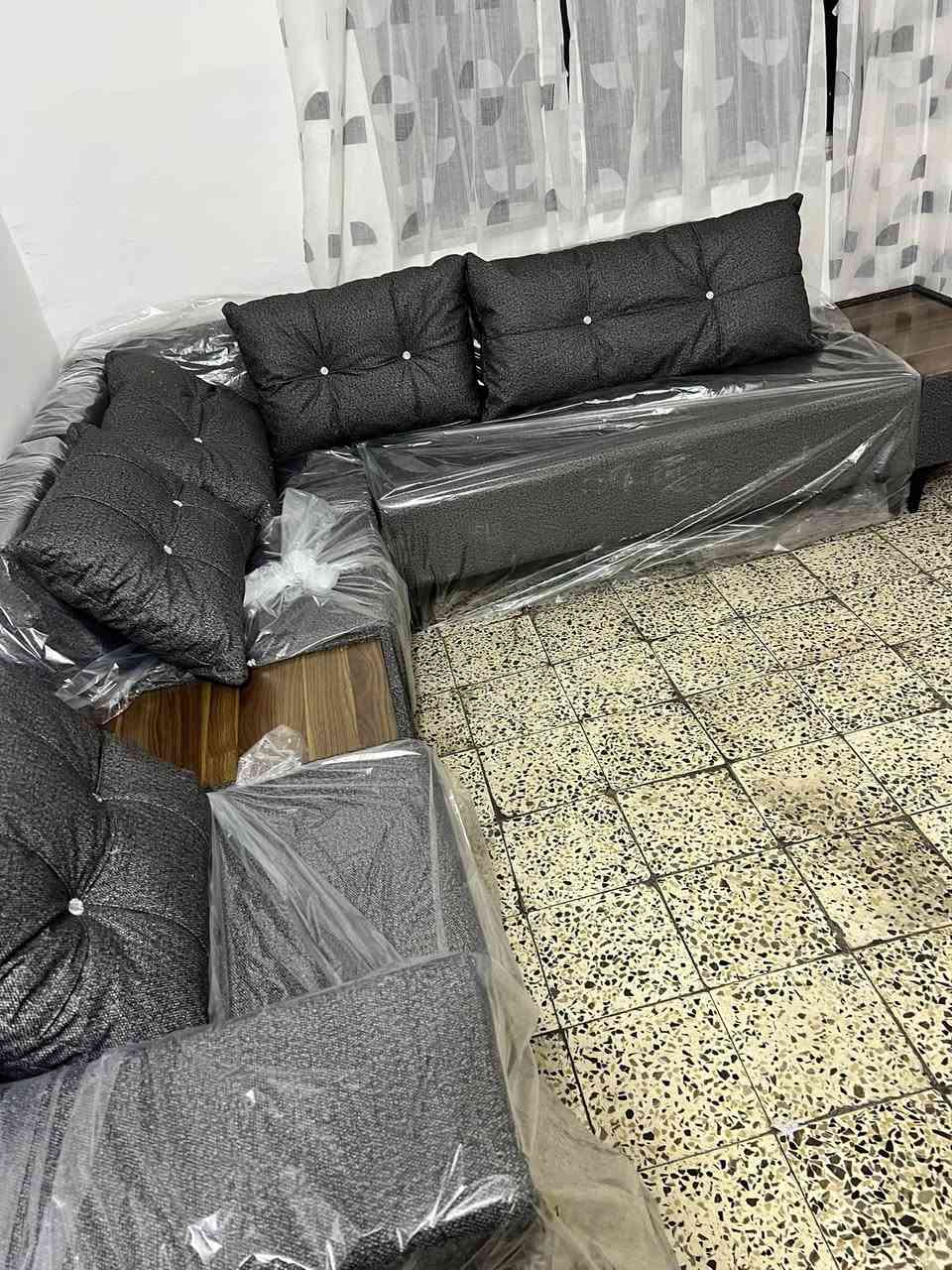 تخم و ميز بلازما و طبلية طعام جدد مستخدم اسبوع السعر 450 المكان شارع فلسطين تواصل واتساب فقط ***********
