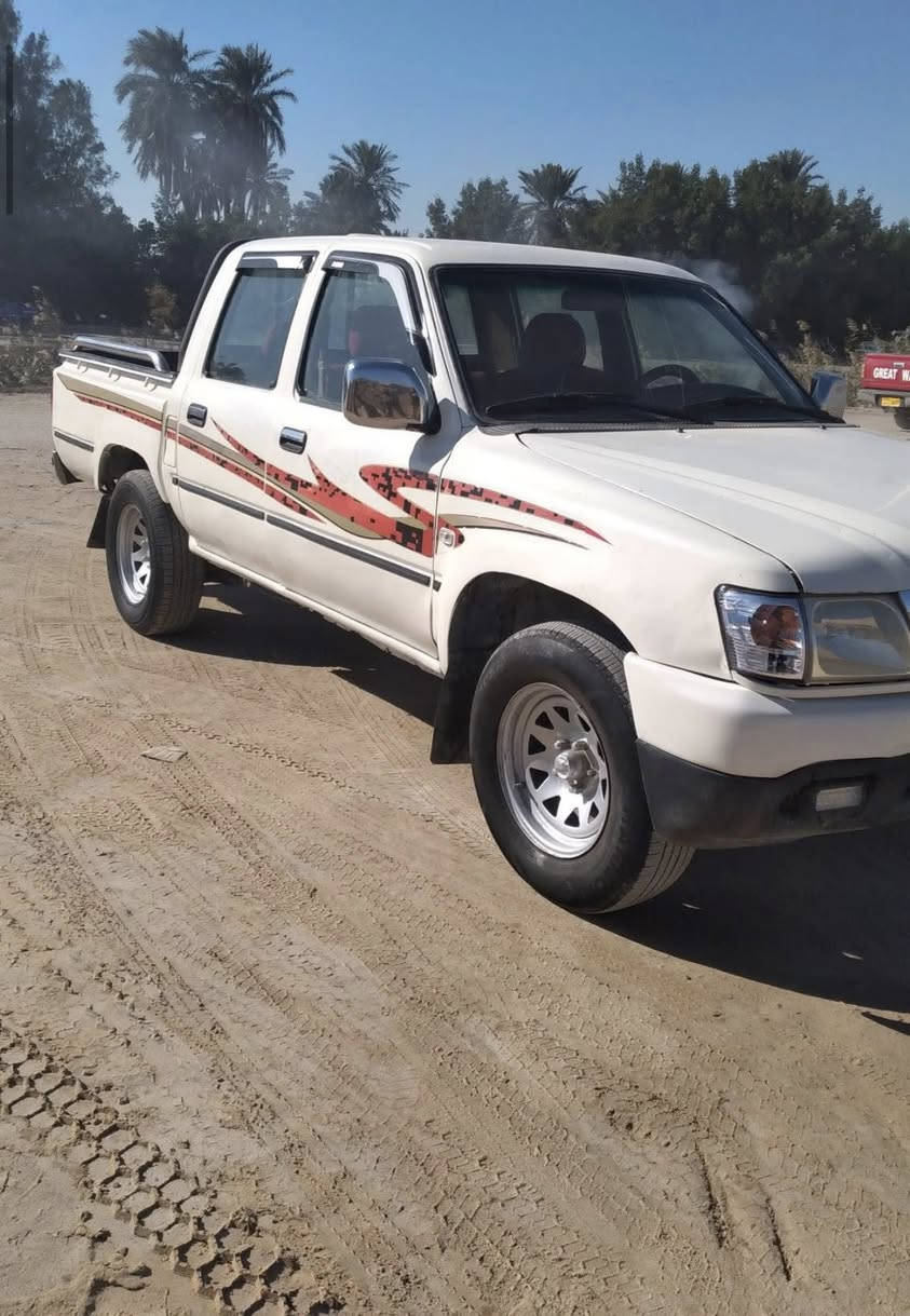 السلام عليكم بيكم دير مكفوله كفاله عامه مديل ٢٠٠٦ سياره مال جناي *********** سعر ٤٠ وبيه مجال لشراي مشروع وطني سياره
