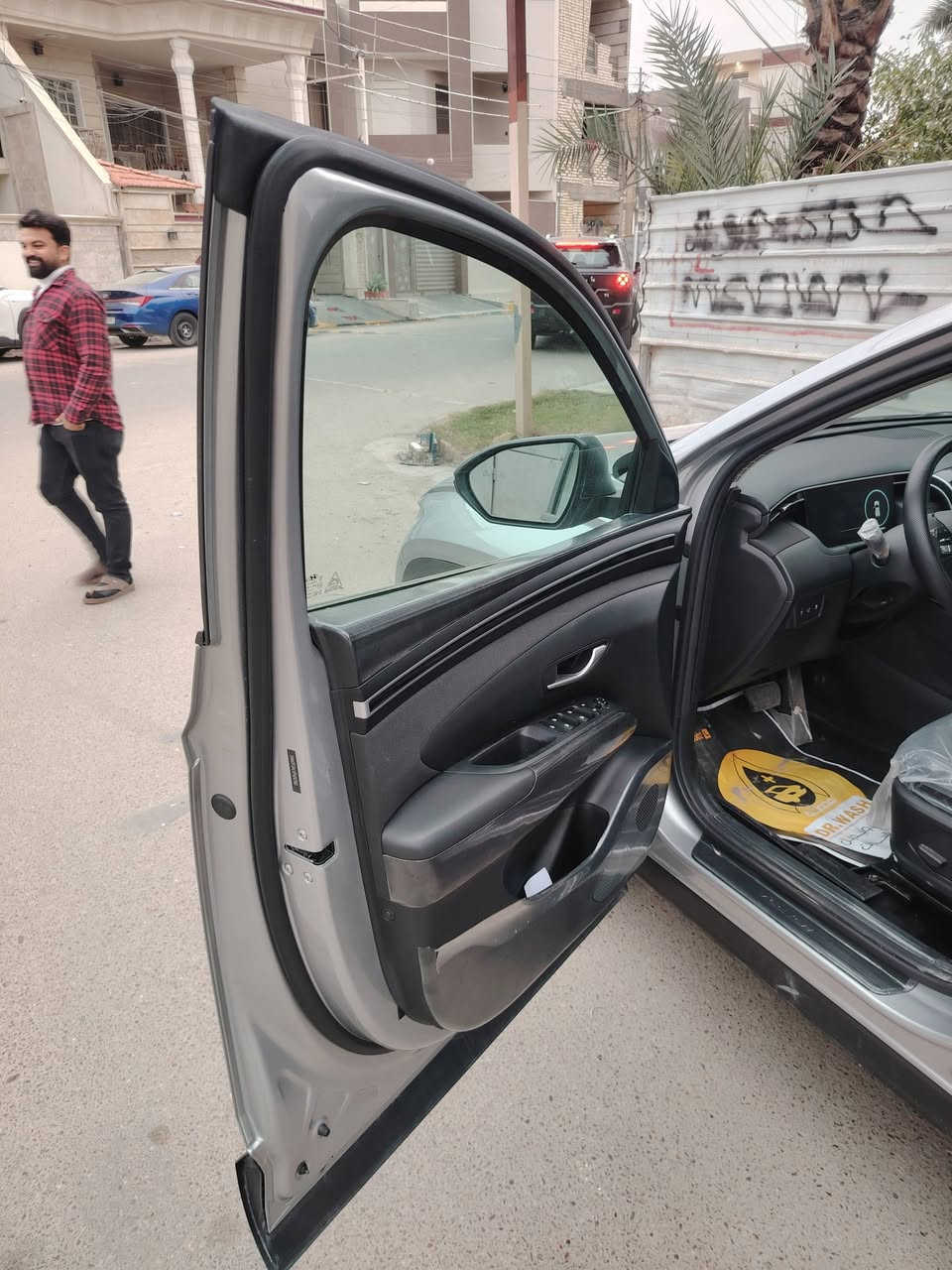 اسلام عليكم توسان موديل ٢٣ للبيع
وارد امريكي فقط ربع البنيد صبغ بدون ايرباك
صور الحادث بل منشور
مع السنور
رادار امامي وجانبي
فتحه
دافه كشتات
٣ وضعيات قياده
سياقه ذاته
فول عدا البنروما
ماشيه ١٧ الف مايل
بسمي 
للاستفسار
***********
***********
