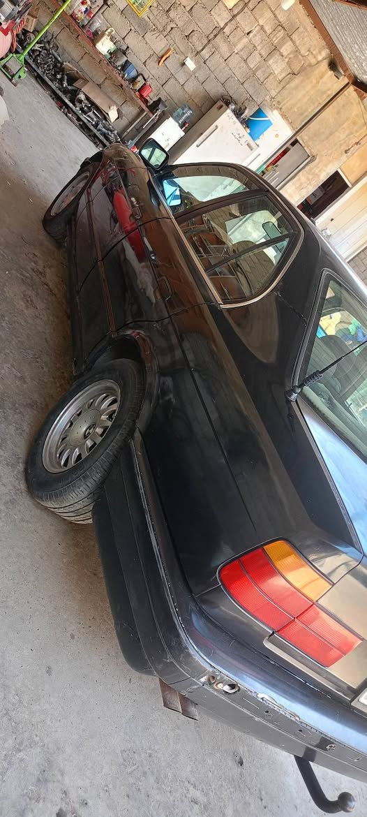 BMW 525
1989

محرك كبس

كير عادي  

كير ومحرك شرط 

فتحه سقف 

سياره بدون دعم بدون صبغ 

مكان السياره الموصل 

رقم نينوى

 سعر 36

***********

***********
