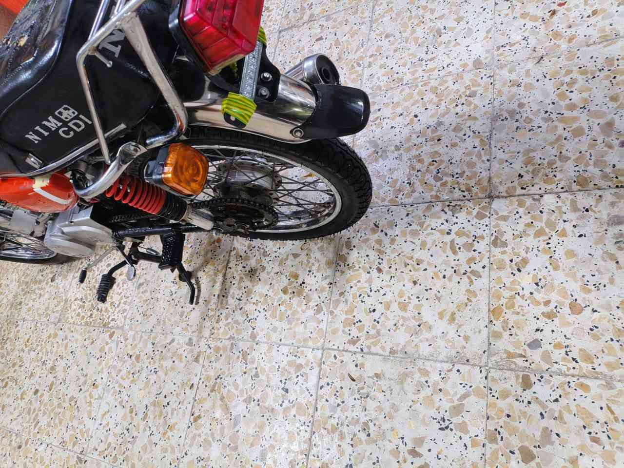 سلام وعليكم درجه نامه مديل23 اوراق سكنر سكنر كهربيات كله شقاله مكينه بلاد ناعمه لاصوت ولا دخانه دكت هندر السعر700 وبيه مجال الشراي العنوان زبير تصال*********** وتساب موجود بل خدمه
