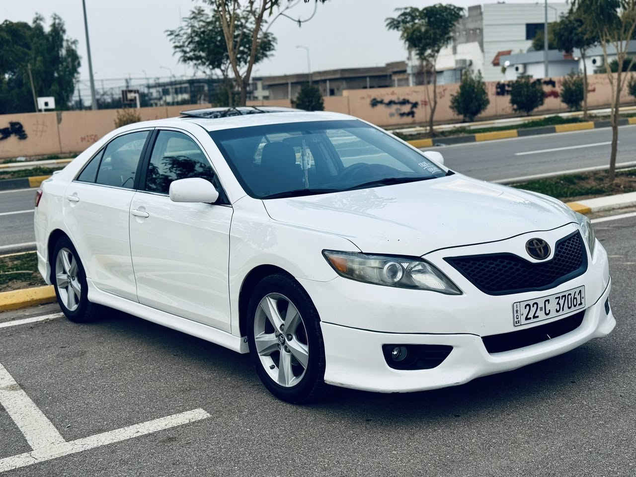 سلام علیکم ***********، کامری 2010ئه مريكي SEبیلاد سپۆڕت ، فول مواسەفات ، دەبڵ ساڵۆنسا ، سڵاید ، تحدید سرعە ، گوشن کارەبا ، گێچ سپۆڕت و سوکان پەپولە ، سەنەوی تا ٢٠٣٠ تازەیە ، تەبرید ، کارەبای و هەموو گیانی بە شەرت ، تەقە و ڕەقە بەشەرت ، گێڕ و مەکینە بەشەرت  ، سەیارەکە زۆر جوانە لە وێنەکان چۆنە ڕوبەڕوو جوانترە ته نهايه ك پارچه ي بۆياغه
السلام عليكم للبيع كامري امريكي فول مواصفات سبورتSE
دبل صالنصه رياظي
فتحه سعري128
كشن كاربائي
سياره بيه جملغ خلف صبغ فقط ماشيه 194الف 
سياره جديده الموقع كلار***********
