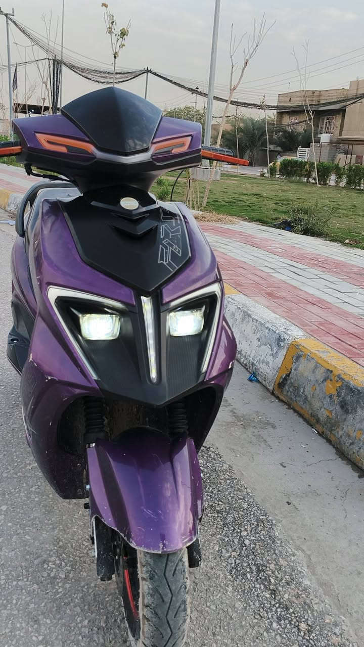 دراجة سكنس ام عيون مكينه ياباني
الدراجة ناعمة ونظيفة خير من الله 
الشراي يتواصل خاص


**إذا كنت صاحب هذا الإعلان وتريد حذفه لأي سبب، رجاءا أرسل رسالة إلى الدعم الفني**