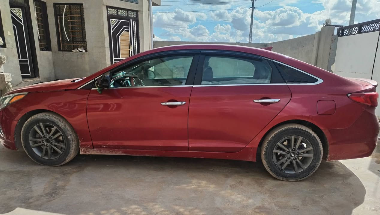 للبيع
سوناته 2017
بيها قطعتين صبغ وتبديل واحد الباب 
سنويه مجدده لغايه 2030
شرط وكاله وتحويل 
بسعر مناسب 
***********
