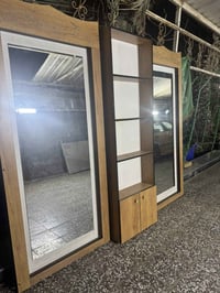 مرايات • رفوف • نهايت حي اور