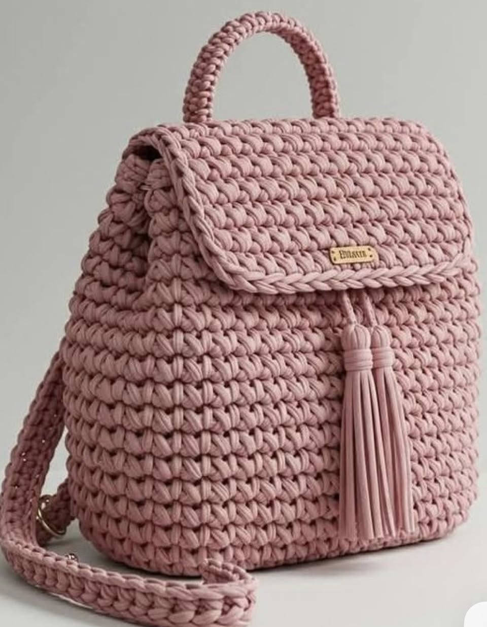 قابل لتنفيذ حسب الطلب 🪡🧶🧵


**إذا كنت صاحب هذا الإعلان وتريد حذفه لأي سبب، رجاءا أرسل رسالة إلى الدعم الفني**