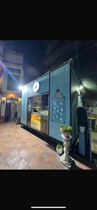 كرفان للبيع 3x4 نظيف جداً العنوان (بغداد / البنوك ) تريد تاخذ كـ مشروع...