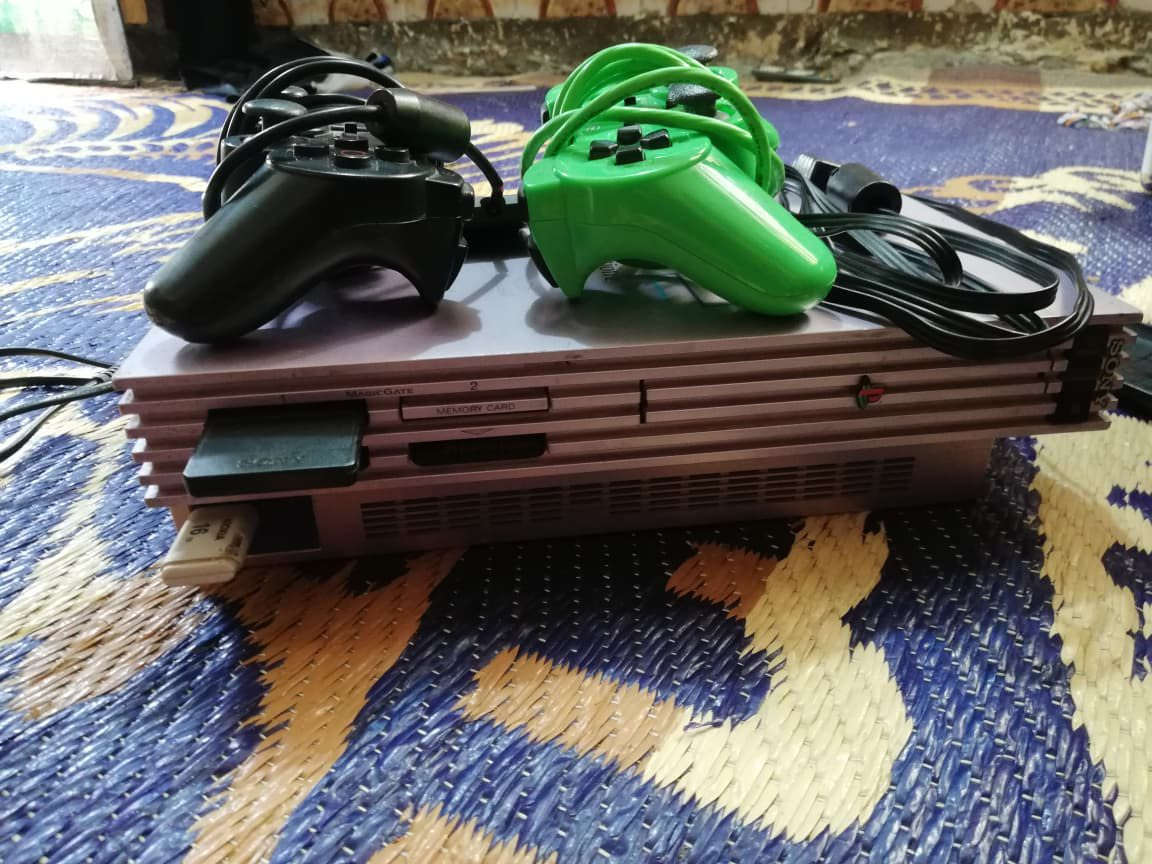 شباب بلي تو للبيع كامل ملحقات فلاش مع 32لعبه  السعر 35وبي مجال للشراي   العنوان بغداد مدينه الصدر حي طارق


**إذا كنت صاحب هذا الإعلان وتريد حذفه لأي سبب، رجاءا أرسل رسالة إلى الدعم الفني**