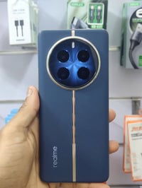 ريلمي 12 برو بلس • ٥١٢/٢٤ جيجا • الصوب الكبير