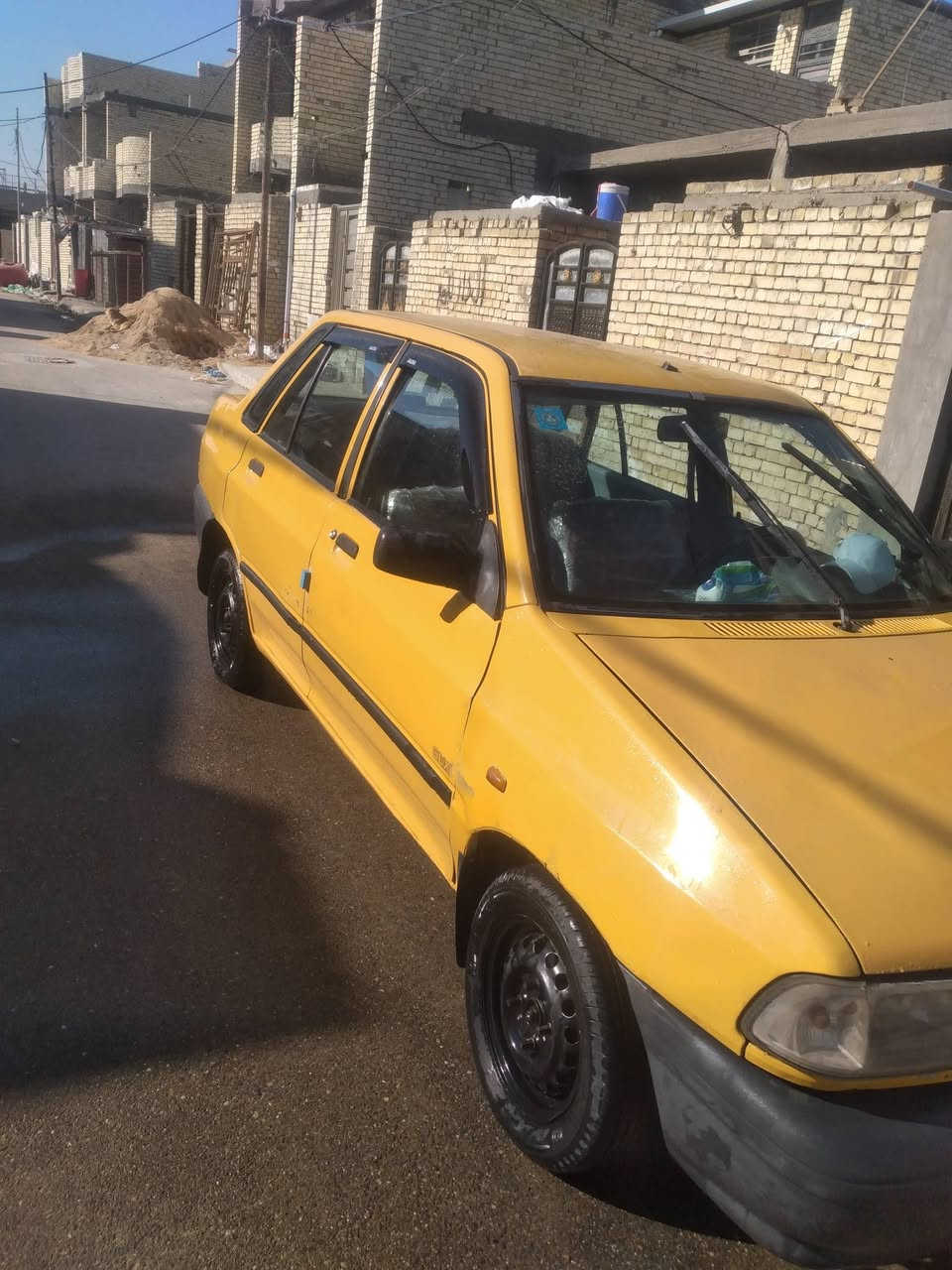 السلام عليكم اخوان سايبه للبيع موديل 11 السياره نظيفه الله شاهد تخم تاير جديد تبريدل دواخلها نظيفه الرقم انجليزي رقم الهاتف*********** بغداد مدينه صدر
