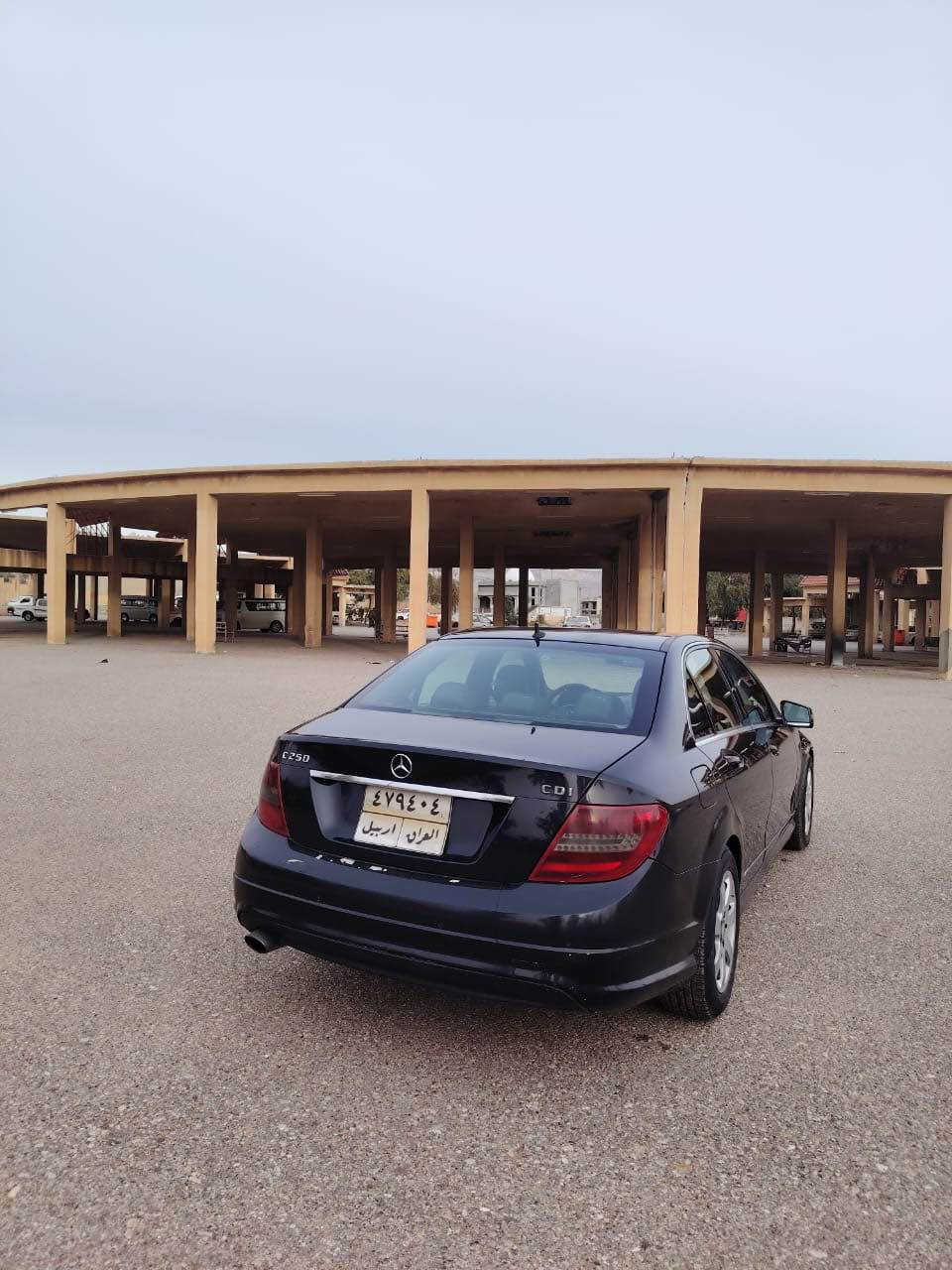 مارسيديس بينز سى ٢٥٠  / ٢٠٠٩   / دووپارچه بؤياغ بئ ناوگرتن. هةموو گيانى بةشةرت. گؤرينةوةش ئةكةم  نرخى ٨٥$ گةلاو موعامةله.  
*********** 
*********** أربيل, العراق
