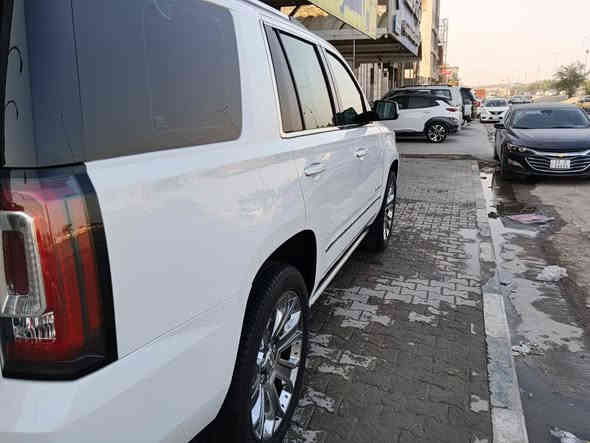 السلام عليكم يوكن DENALl موديل 2016 خليجي وكاله المنصور رقم شمالي ماشيه 152 KM السياره جديده معنىً كلمىىىى
السياره مكفوله كفاله عامه من بارد وصبغ 🙋‍♂️
فول مواصفات دنلي : ميحتاج اذكر المواصافات تجي اعلى فئه 
السعر: 360 بيهه مجال قليل 
العنوان: النجف الأشرف  
رقم صاحب السياره :***********
