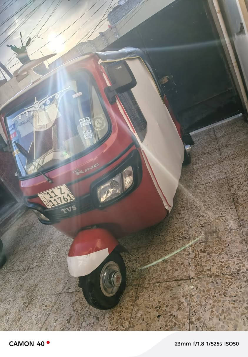 يرحم والديك لا تخابر وتكول جايك ومسح منشور وماعندك كلمه
السلام عليكم ورحمة الله وبركاته
تكتك TVs مديل 18 شهر 11 
لوحه وسنويه نكليزي بسمي 
مصبوغه عام 
تكتك جاهزه وخير من الله 
كهربايات كلها شغاله تكتك جاهزه كبل الشارع
السعر ٤٥٠٠ 
بغداد بوب الشام
***********
