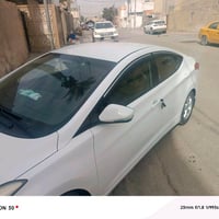 إلانترا • بيضاء • إطارات جديدة