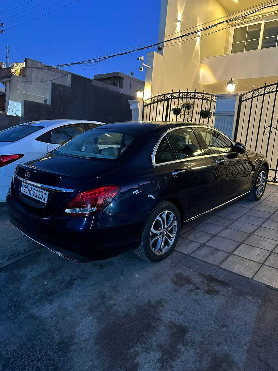 🚗 للبيع – C300 موديل 2017 أمريكي 🇺🇸
سيارة مرتبة ومواصفات كاملة 👌

🔹 صور الحادث متوفرة

🔹 بدون ايرباك

🔹 ماشية 72 ألف ميل

🔹 مكينة وكير ممفتوح (شرط فحص)

🔹 بانوراما

🔹 صدر جديد + تايرات جديدة

🔹 ويل بلاد

🔹 ستيرن D ماوس

🔹 شاشة كاربلي

🔹 دبل موس

🔹 إنارة داخلية 64 لون 🌈

🔹 كشانات جلد كهرباء + تدفئة

🔹 مرايا شفط + هيتر

‏🔹 LED لايت عالي وواطي

🔹 كاميرا خلفية

✅ السيارة مسويلها سيرفس كامل وجاهزة للاستخدام

 📑 السيارة باسمي والتحويل بأي وقت

💰 السعر على الخاص 

📍 الموقع: المنصور

📞 ***********

👤 بيع شخصي (مو معرض)

للشرايه فقط 🔥

الي يريد سيارة جاهزة وما بيها صرفيات يتفضل يتواصل
