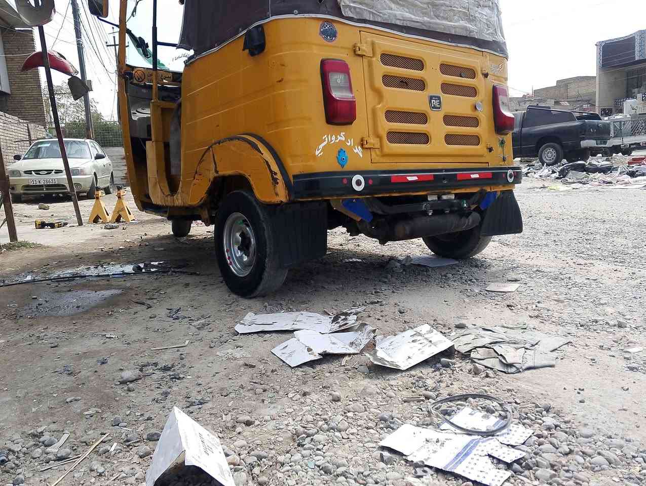 سلام عليكم للبيع تكتك 18 محسوبه 19 تكتك الله شاهد نضيفه بيه مكينه حلوه مرقمه واسط تخم تاير جديد ابو الحيه مكاني بغداد سعر 4500 بيه مجال حك جيه رقم تلفون ***********
