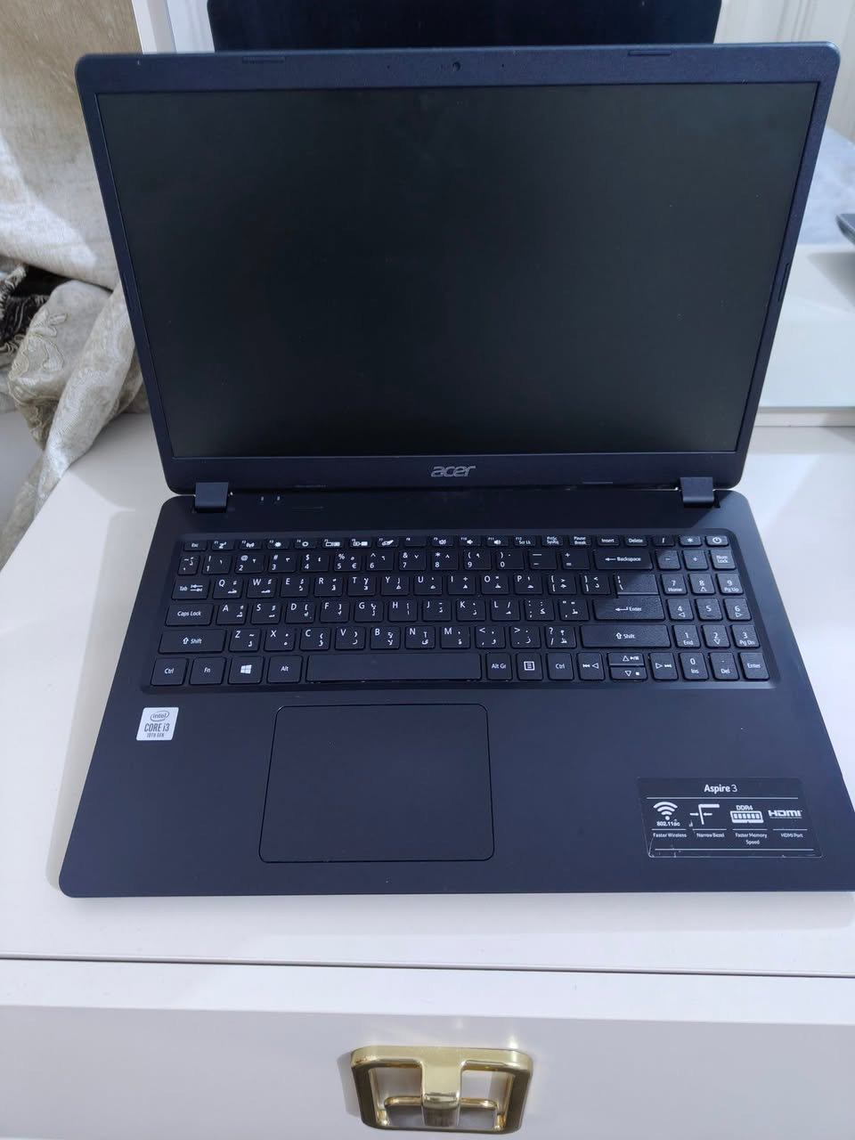لابتوب ايسر 
حجم  شاشه 15.6 
وندوز 11 pro
cori3  gel10
جيل عاشر
hard 256 SSD
رام 4.      DDR4
جهاز سوبر سلم 
جميع المنافذ بيه 
نضافه100/100 
سعر 175 قفل غير قابل للعمله 
مكاني بغداد توصيل موجود 
فقط وتساب أو تصال 
***********
