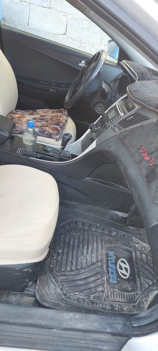 سوناتا للبيع في كربلاء قفل 48 ورقه متومه+964 775 185 8881 ها؛ذه رقم صاحب السيارة


**إذا كنت صاحب هذا الإعلان وتريد حذفه لأي سبب، رجاءا أرسل رسالة إلى الدعم الفني**