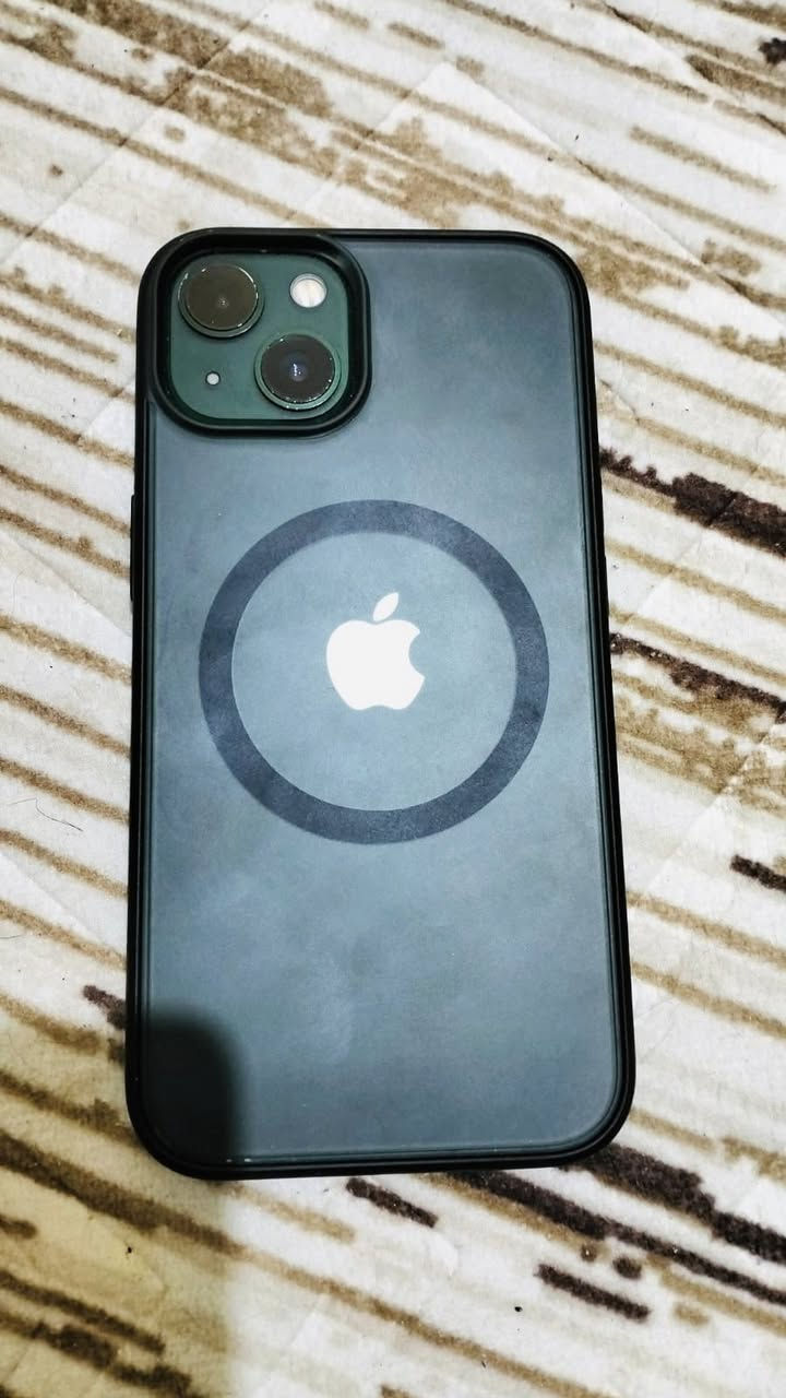 السلام عليكم
يفون 13 العادي 
ذاكره ١٢٨
بطاريه ٧٧ ابلاديه 
الجهاز مكفول من كلشي تبدين وتصليح 
السعر ٤٠٠ وبي مجال 
ناصريه المركز ***********
