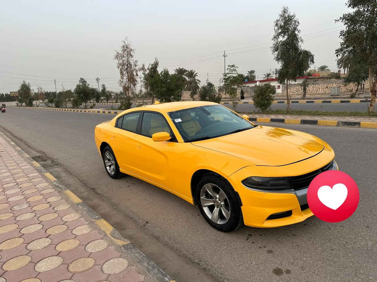 السلام عليكم سيارة جارجر جاهزة من كلشي السيارة تقرير
اصل 15 معلايه 17
جاهزة من تخم تاير وحداده وصبغ جديد 

العمارة المجر الكبير 
السعر 160 
***********
***********
