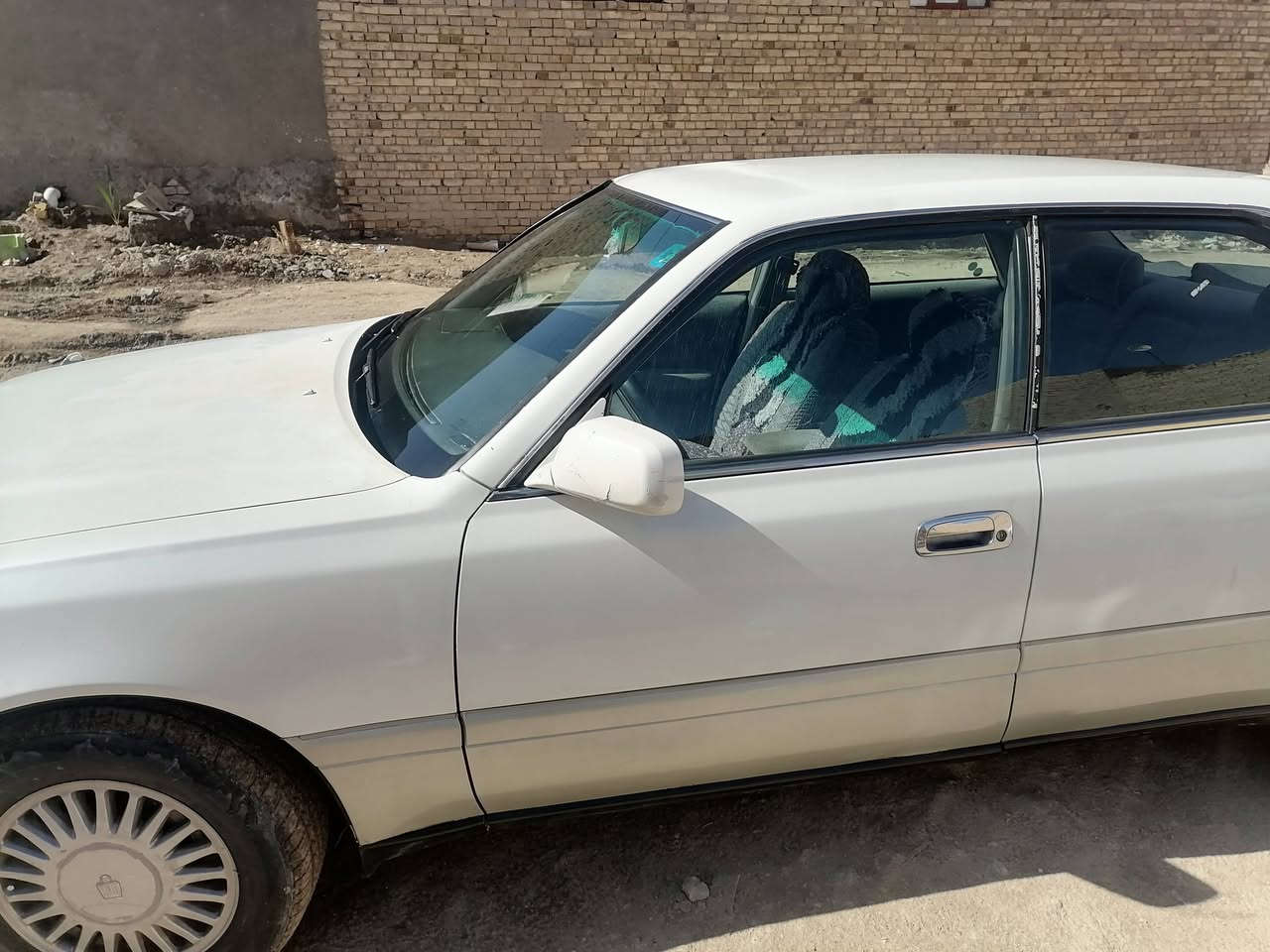 راس الثور للبيع مكفوله كص ونقل جثه ومحرك وكير سياره خير من الله حداديه جديده رقم انكليزي مداور ثاني يوم مكان السياره ذي قار قضاء النصر سعره ١٠٥ وبيه مجال رقم صاحبه ***********
