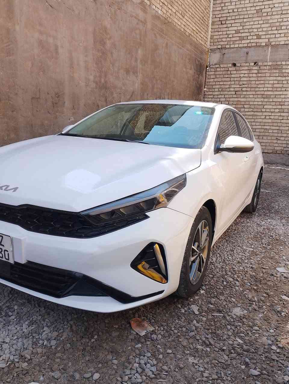 كيا كي3 موديل 25 ماشيه 22 بيها هاي الطخه مصلحه وكامله مابيها اي نقص بدون فتح اي قطعه رقم بغداد بسمي مكان السياره بغداد البلديات السعر 133 # ***********
***********
