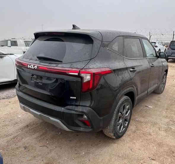 *الاستلام مباشر حاليا في البصره*
👆
*كيـــــا سلتـــوز موديـ2024ـل*
*السعر118$(مصلحه وجاهــزه)*
بدون كمرك 

عندك كتاب شهداء باجر تستلم
التعقيب 800$

معرض الـحمدي لتجارة السيارات
 عبدالله الـحمدي *********** 

رابط كروب الواتساب https://chat.whatsapp.com/GahsPVHz7yj0cPD0HaI0cr?mode=ems_copy_h_c
