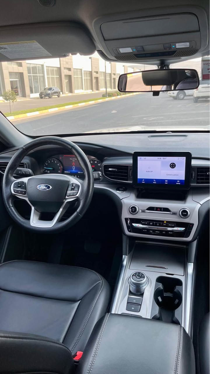 FORD EXPLORER XLT 2023 
سڵاوتان لێبێت فۆرد ئێکسپلورێر مۆدێل ٢٠٢٣ 
سەیارەکە نمونەیە لە جوانی تەنها 48,000 مایل ڕۆشتووە و بە شەرتی ڕەقەم 
تایبەتمەندیەکانی:
بەسمە 
ئاوێنە ڕادار 
کوشن جلد
کوشتن کارەبایی
حاسە
کامێرا
برێک بەسمە و ئۆتۆ هۆڵد 
دوگمەی تراکشن 
٥ مۆدی لێخوڕینی هەیە 
٣ ڕیز کوشن 
سوکان ڤۆلیۆم
ڕادار
نرخی 265 وەرەقە و مەجال
*********** السليمانية, العراق
