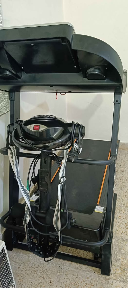 للبيع جهاز جري جبلي دبل ماطور كامل مواصفات  صناعة هاوس جيم ارقى شركة يحمل 150kgسرعة عاليه  بي رجاج تكسير شحوم بي شناو بطن بي شاشه تعد وقت سعرات حرارية قياس نبضات القلب مسافه مقطوعه مفتاح امان بي اواكس  جهاز يطبك سعره 300الف بغداد, العراق


**إذا كنت صاحب هذا الإعلان وتريد حذفه لأي سبب، رجاءا أرسل رسالة إلى الدعم الفني**