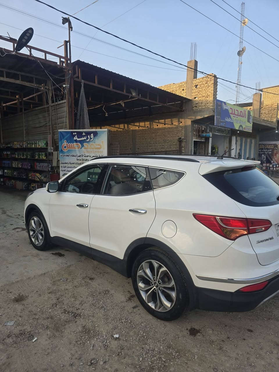 سنتافيه خليجي موديل ٢٠١٤ كفاله عامه 
محرك ٦ سلندر 
٧ راكب 
٣ قطع تبريد 
شاشه كاميرا حساس خلفي 
فور ويل 4x4
ماشيه ١٠٤ ألف على وضع الشركه 
رقم ذي قار/تحويل مباشر 
مكان السياره ذي قار 
للاستفسار الاتصال على صاحب السياره  ***********
غير متواجد على الماسنجر مكلف بالنشر  .
