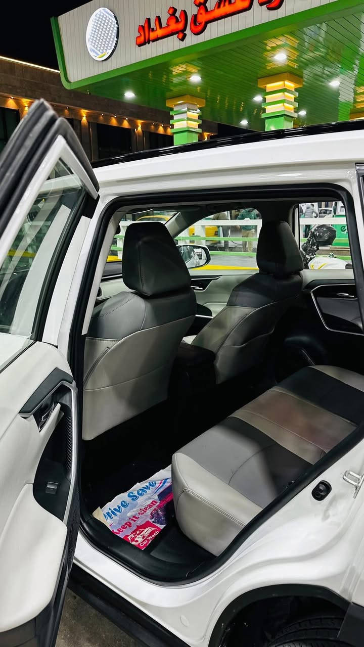 لتقارن سعرهة بل هايبرد لو لتجميع لصيني سيارة بانززززين السونار مرفق وية لصور راف فور موديل 2024 محرك بانزين 2500 وارد امريكي  دخول جديد قبل شهر رقم وهزة كاملة 
ماشية فقط  7000 ميل🔥 بدون ايرباك بدون قطرة صبغ بس بارد بدون اي تبديل راديترات بلادية غار تبريد لبلادي حادث لسيارة موضح بصور وصور لمزاد هم مرفقة وية لصور
✅ويل كبير 19🔥
✅بصمة تشغيل
✅رادار امامي
✅توقف ذاتي
✅رادارات جانبية
✅اوتو هولد
✅كشنات جلد
✅اشاير بل مري
✅كرسي السائق كهربائي
✅كرسي خزن ميموري
✅تدفئة مقاعد امامية
✅رادار مسار
✅فحص ظغط الاطارات
✅تدفئة ستيرن
✅صندوق كهربائ
✅قطعتين تبريد
✅منافذ شحن 
✅النقط العمياء
✅اكزوز مثبت سرعة
✅تحديد مسار
✅هاند بريدك دكمة
✅فتحة سقف طكتين
✅تلث وضعيات قيادة 
وبعد مواصفاتهة لمعروفة
تبريد لشركة بعدة نفسة راديترات نفسهة  ممبدل ايشي بيهة بس لدعامية لامامية مبدلة اصلية نفس اللون 
ولماصدات نفسهم لاصليات مصلحات ولباقي لبارد مبين بل صور

رقم لسيارة بغداد باسمي تحويل ثاني يوم 
سعر لسيارة280 وبيهة مجال
كلشي موجود بل سوك وكلشي بسعرة وكلشي ومواصفاتة سيارة حتة مماشية بنسبة لموديلهة لميعجبة يتخطة المنشور ونشاءلله تلكة لسيارة لتناسبك اما لتعليقات لتافهة وليكسر  بحلال لناس وهوة فلوس لويل مالتهة ماعندة ويضل يسملت هنا اهينة تحياتي للجميع❤️
للاستفسار ***********
