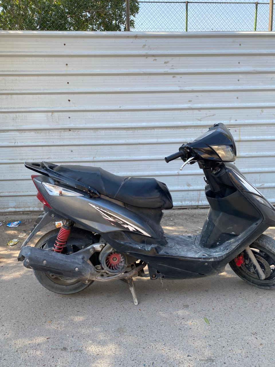 سلام عليكم ثعلب للبيع او مراوس سعر 450 و بيها مجال 
مكاني بغداد شعلة 
***********
