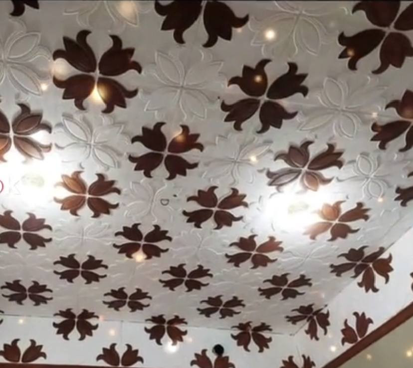 السلام عليكم 
عمل سقف فلين بكافة أنواعها وديكوراتها 
صبغ المنازل داخل وخارج تغليف الجدار بكافة انواعه 
عمل ديكورات غرف النوم وصالات بكافت النواع والاصباغ حسب الطلب تصليح الجدار قبل العمل اذا كان قديم او يحتاج ترميم 
يوجد اتفاق كرسته وعمل او فقط عمل 
الاتصال او المراسله 
***********
***********
