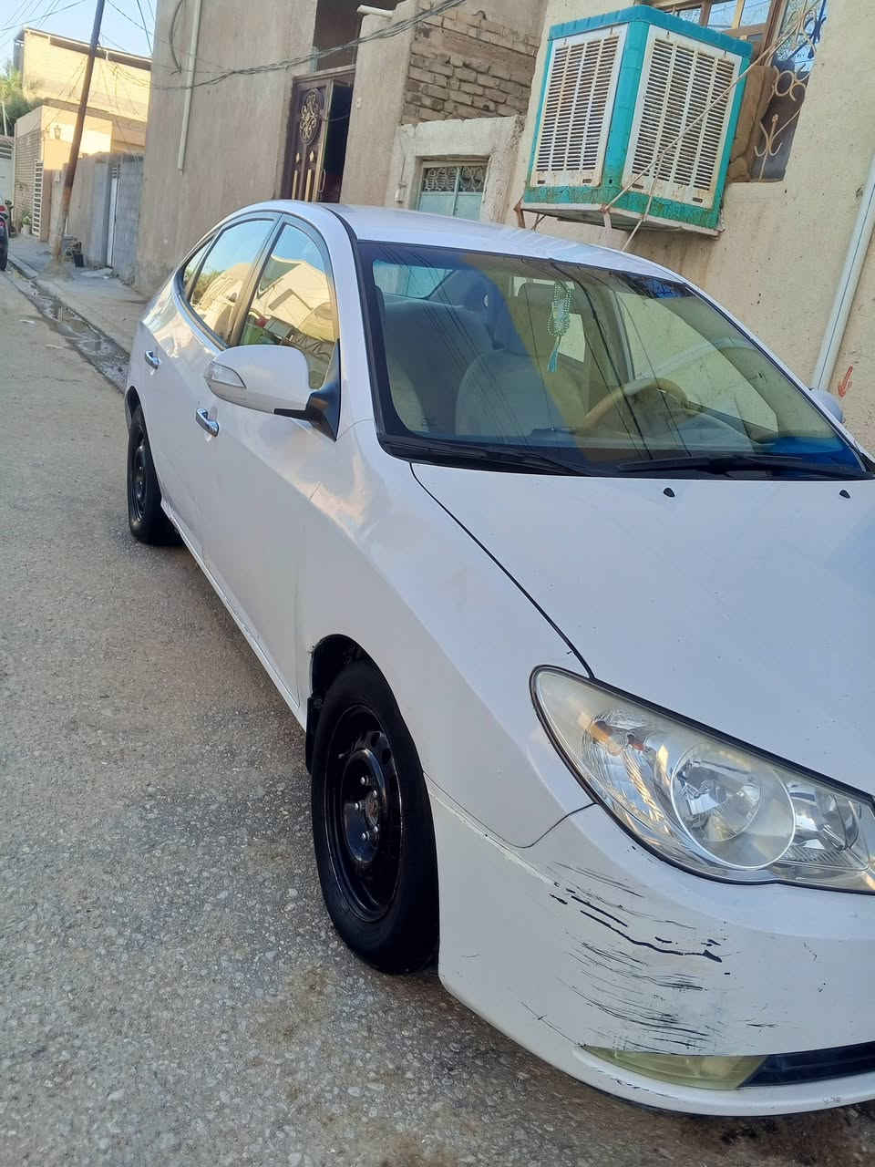 السلام عليكم النترا للبيع 11 اربيل قديم قطعه تبديل وقطعتين صبغ كير مكينه تبريد كله جاهز حداديه وسط سعر 90وبيها مجال ***********
