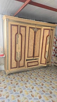 عندي كنتور للبيع للأستفسار خاص او واتساب 07853323749