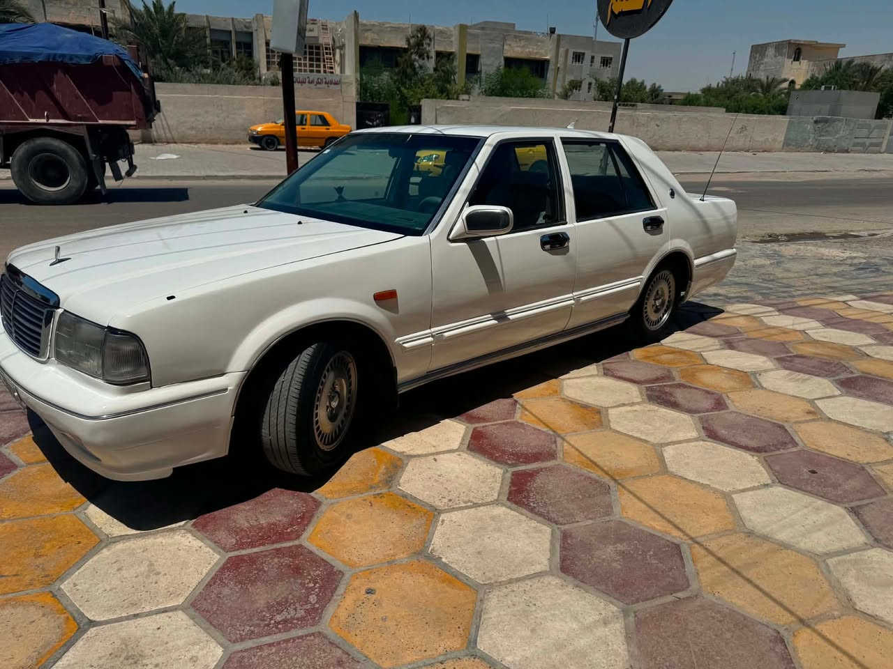 السلام عليكم نيسان سدرك 2001 اتريد تحويل او وكاله محرك حاويه جديد تبريد صبغ عام اثر جراد كل نقص ما بيه *********** بغداد المشتل  السعر 50 وبيه مجال للطيبين

