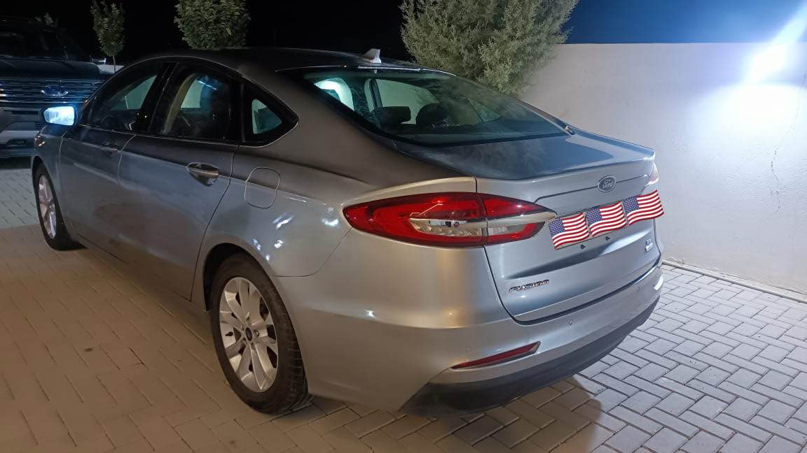 فۆرد فیوژن se
ford fusion 2020
***********
***********
مۆدیلی ٢٠٢٠
سەیارەکە زۆر جاهیزە هەموو گیانی
مواسەفاتی ٣ شاشە
شاشە گەورە
خەتی جادە
رادار
کامیرا
تەحەکومی سەر سوکان
زۆر مواسەفاتی تر
کوشن کارەبای
گێر و مەکینە بەشەرتە
تەنها ٤١ هەزار رۆشتوە
وەک بۆیاخ  بەبێ ناوگرتن و تەنها پەمپ 
١ جەمەلەخ و ٢ دەرگا بەس پەمپە
مەکینە ١٥ تۆربۆ و گێر ماوس
بۆ زانیاری زیاتر پەیوەندی بکەن السليمانية, العراق

